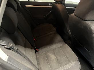 Volkswagen Golf Golf VI Variant (AJ5/1KA) Combi 1.6 TDI 16V 105 (CAYC(Euro 5)) [77kW] =
 (07-2009/07-2013) picture 10