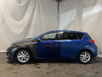 Toyota Auris Auris (E18) Hatchback 5-drs 1.8 16V Hybrid (2ZRFXE) [100kW]  (10-2012/=
03-2019) picture 5