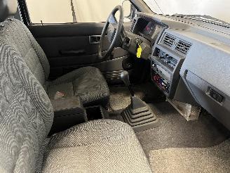 Nissan King cab King Cab/Pickup (D21) Pick-up 2.0 (Z20) [66kW]  (09-1988/12-1997) picture 16