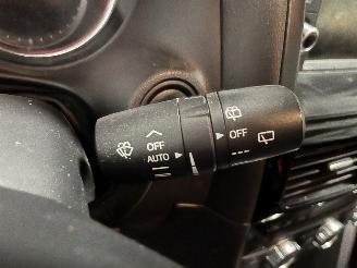 Mazda CX-5 CX-5 I (KE,GH) SUV 2.0 SkyActiv-G 165 16V 2WD (PEY6) [121kW]  (11-2011=
/06-2017) picture 18