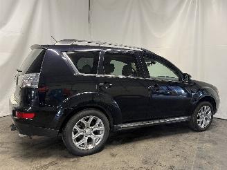 Mitsubishi Outlander Outlander (CW) SUV 2.0 16V 4x2 (4B11) [108kW]  (11-2006/11-2012) picture 6