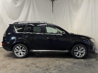 Mitsubishi Outlander Outlander (CW) SUV 2.0 16V 4x2 (4B11) [108kW]  (11-2006/11-2012) picture 7