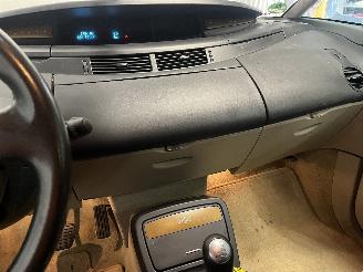 Renault Espace Espace (JK) MPV 3.5 V6 24V (V4Y-711(Euro 4)) [177kW]  (11-2002/09-2010=
) picture 24