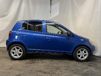 Toyota Yaris Yaris (P1) Hatchback 1.3 16V VVT-i (2SZFE) [63kW]  (08-1999/11-2005) picture 7