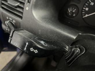 Opel Zafira Zafira (F75) MPV 1.6 16V (Z16XE(Euro 4)) [74kW]  (04-1999/06-2005) picture 22