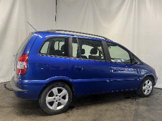Opel Zafira Zafira (F75) MPV 1.6 16V (Z16XE(Euro 4)) [74kW]  (04-1999/06-2005) picture 6