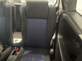 Opel Zafira Zafira (F75) MPV 1.6 16V (Z16XE(Euro 4)) [74kW]  (04-1999/06-2005) picture 19