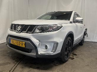 uszkodzony samochody osobowe Suzuki Vitara Vitara (LY/MY) SUV 1.4 S Turbo 16V (K14C) [103kW]  (09-2015/...) 2016/10