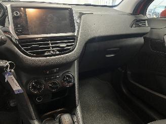 Peugeot 208 208 I (CA/CC/CK/CL) Hatchback 1.2 Vti 12V PureTech 82 (EB2F(HMZ)) [60k=
W]  (03-2012/12-2019) picture 19