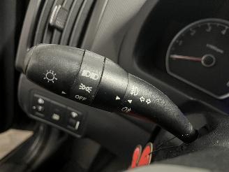 Hyundai I-30 i30 (FD) Hatchback 1.4 CVVT 16V (G4FA) [80kW]  (10-2007/11-2011) picture 14