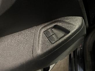 Citroën C1 C1 Hatchback 1.0 Vti 68 12V (1KR-FE(CFB)) [51kW]  (04-2014/04-2018) picture 18