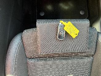 Opel Insignia Insignia Sports Tourer Combi 2.0 CDTI 16V (A0001E2F2.0 CDTI 16V) [128k=
W]  (04-2020/...) picture 30