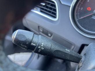 Peugeot 508 508 (8D) Sedan 1.6 THP 16V (EP6CDT(5FV)) [115kW]  (11-2010/12-2018) picture 14