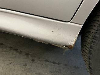 BMW 5-serie 5 serie (E39) Sedan 523i 24V (M52-B25(256S4)) [125kW]  (09-1995/08-200=
0) picture 11