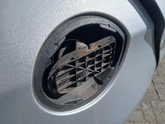 BMW 1-serie 1 serie (E87/87N) Hatchback 5-drs 116i 1.6 16V (N45-B16A) [85kW]  (06-=
2004/06-2011) picture 21