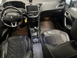 Peugeot 2008 2008 (CU) MPV 1.2 Vti 12V PureTech 82 (EB2F(HMZ)) [60kW]  (03-2013/12-=
2018) picture 14