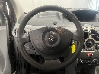 Renault Modus Modus/Grand Modus (JP) MPV 1.2 16V (D4F-740(D4F-D7)) [55kW]  (12-2004/=
12-2012) picture 21