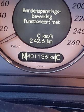 Mercedes E-klasse E (W211) Sedan 3.0 E-280 V6 24V (M272.943) [170kW]  (03-2005/12-2008) picture 2