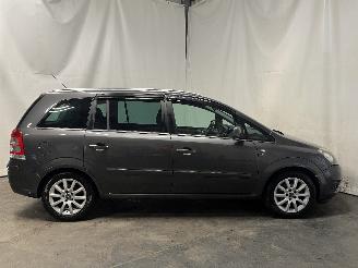 Opel Zafira Zafira (M75) MPV 1.8 16V Ecotec (Z18XER(Euro 4)) [103kW]  (07-2005/04-=
2015) picture 7