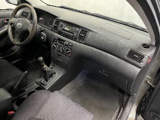 Toyota Corolla Corolla (E12) Hatchback 2.0 D-4D 16V 90 (1CD-FTV) [66kW]  (01-2002/12-=
2006) picture 8