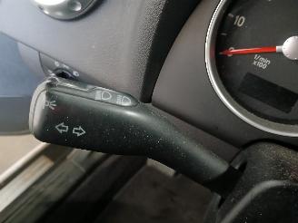 Audi TT TT Roadster (8N9) Cabrio 1.8 20V Turbo (AWP) [132kW]  (10-1999/02-2007=
) picture 12