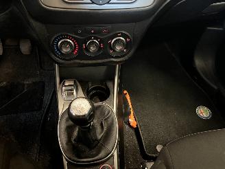 Alfa Romeo MiTo MiTo (955) Hatchback 1.3 JTDm 16V Eco (199.B.4000) [62kW]  (01-2011/12=
-2015) picture 21