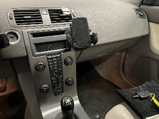 Volvo V-50 V50 (MW) Combi 1.8 16V (B4184S11) [92kW]  (04-2004/12-2010) picture 16