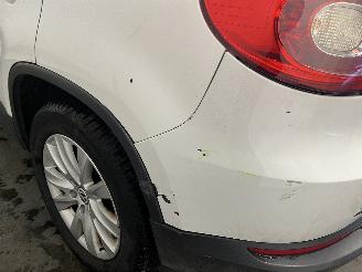 Volkswagen Tiguan Tiguan (5N1/2) SUV 1.4 TSI 16V 4Motion (CTHA(Euro 5)) [110kW]  (09-200=
7/07-2018) picture 13