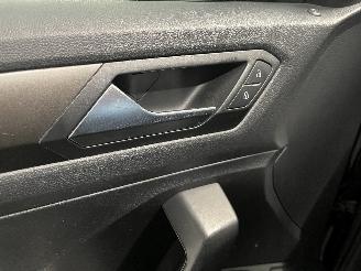 Volkswagen T-Roc T-Roc I SUV 1.0 TSI 12V BlueMotion (CHZJ) [85kW]  (07-2017/11-2020) picture 17