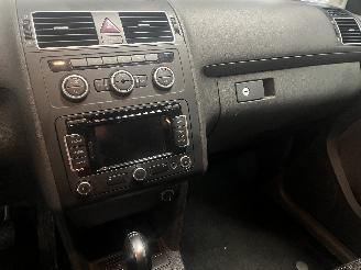 Volkswagen Touran Touran (1T3) MPV 1.6 TDI 16V (CAYC(Euro 5)) [77kW]  (05-2010/05-2015) picture 17