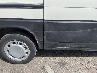 Volkswagen Transporter Transporter T4 Ch.Cab/Pick-up 2.4 D (AAB) [57kW]  (09-1990/04-1998) picture 8