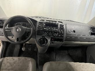 Volkswagen Transporter Transporter T5 Van 2.0 TDI DRF (CAAA(Euro 5)) [62kW]  (09-2009/08-2015=
) picture 12