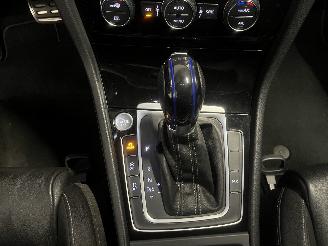 Volkswagen Golf Golf VII (AUA) Hatchback 2.0 R 4Motion 16V (DNUE) [221kW]  (11-2013/08=
-2020) picture 32