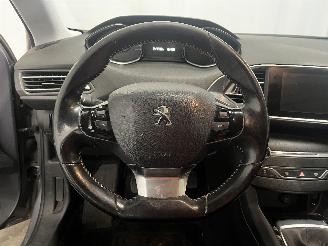 Peugeot 308 308 SW (L4/L9/LC/LJ/LR) Combi 5-drs 1.6 BlueHDi 120 (DV6FC(BHZ)) [88kW=
]  (03-2014/12-2021) picture 19