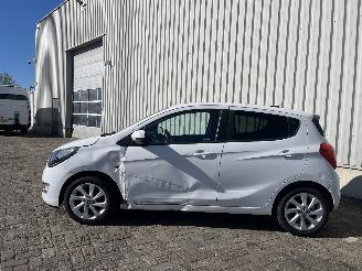 Opel Karl Karl Hatchback 5-drs 1.0 12V (B10XE(Euro 6)) [55kW]  (01-2015/03-2019)= picture 4