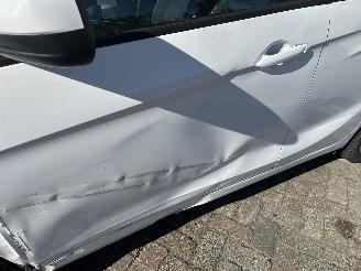 Opel Karl Karl Hatchback 5-drs 1.0 12V (B10XE(Euro 6)) [55kW]  (01-2015/03-2019)= picture 19