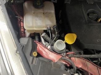 Ford Kuga Kuga II (DM2) SUV 1.5 EcoBoost 16V 150 (M8MA) [110kW]  (09-2014/06-201=
9) picture 13