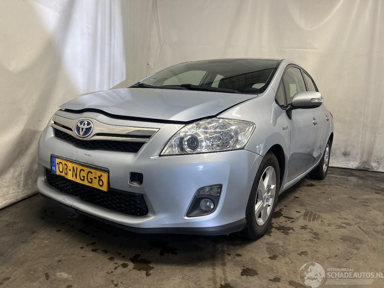 Toyota Auris Auris (E15) Hatchback 1.8 16V HSD Full Hybrid (2ZRFXE) [100kW]  (09-20=
10/09-2012)