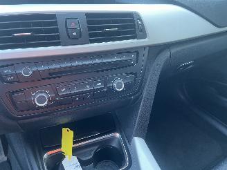 BMW 3-serie 3 serie Touring (F31) Combi 318d 2.0 16V (N47-D20C) [100kW]  (11-2012/=
06-2019) picture 16