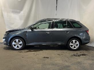 Skoda Fabia Fabia III Combi (NJ5) Combi 5-drs 1.4 TDI 16V 75 (CUSA(Euro 6)) [55kW]=
  (05-2015/12-2022) picture 4