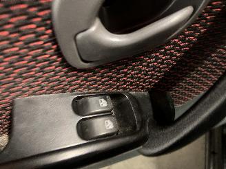 Hyundai Atos Atos Hatchback 1.1 12V (G4HG) [46kW]  (01-1997/12-2008) picture 13