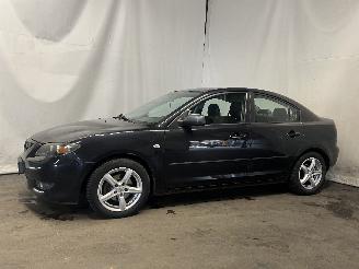 Mazda  3 (BK12) Sedan 1.6i 16V (Z627) [77kW]  (02-2004/06-2009) picture 3