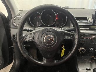 Mazda  3 (BK12) Sedan 1.6i 16V (Z627) [77kW]  (02-2004/06-2009) picture 18