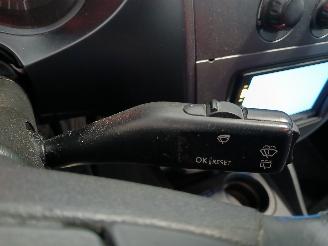 Seat Leon Leon (1P1) Hatchback 5-drs 1.9 TDI 105 (BXE) [77kW]  (07-2005/12-2010)= picture 13