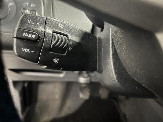 Seat Ibiza Ibiza IV (6J5) Hatchback 5-drs 1.2 TDI Ecomotive (CFWA) [55kW]  (06-20=
10/05-2015) picture 19