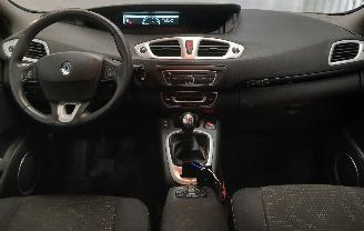 Renault Scenic Grand Scénic III (JZ) MPV 1.4 16V TCe 130 (H4J-700(H4J-A7)) [96kW]  =
(02-2009/12-2016) picture 11