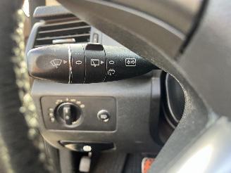 Mercedes R-klasse R (W251) MPV 3.5 350 V6 24V 4-Matic (M272.967) [200kW]  (08-2005/12-20=
12) picture 16