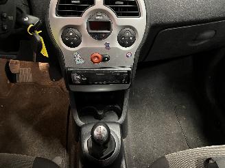 Renault Modus Modus/Grand Modus (JP) MPV 1.2 16V TCE 100 (D4F-784(D4F-H7)) [74kW]  (=
05-2007/12-2012) picture 20