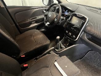 Renault Clio Clio IV Estate/Grandtour (7R) Combi 5-drs 1.5 Energy dCi 90 FAP (K9K-6=
08(K9K-B6)) [66kW]  (11-2012/08-2021) picture 14