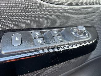 Renault Captur Captur (2R) SUV 0.9 Energy TCE 12V (H4B-408(H4B-B4)) [66kW]  (06-2013/=
=2E..) picture 24